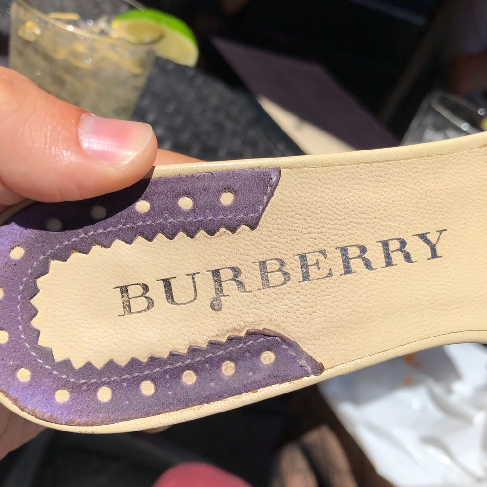 Rare Vintage Burberry Purple Kitten Heel - Picture 5 of 5
